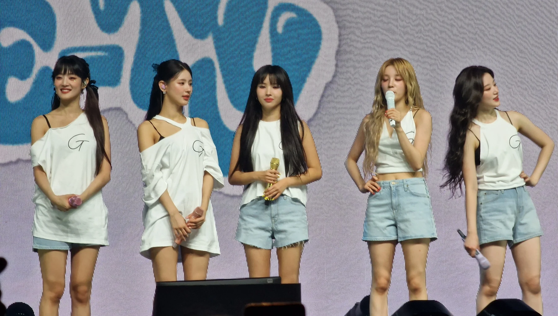 Context: (G)I-DLE at AFAS Live in Amsterdam on 11 September 2023; CUBE artist context, not a renewal signing, Kakao distribution agreement or Berriz launch.