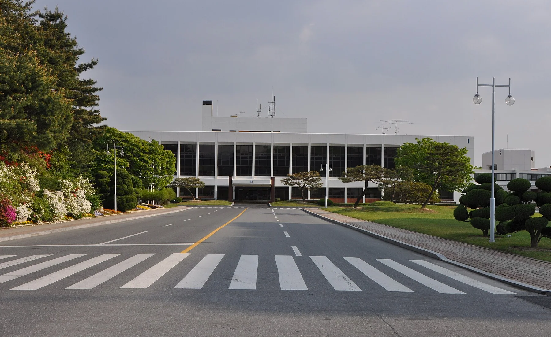 Electronics and Telecommunications Research Institute campus in Daejeon; Korean technical-research context, not Rebellions premises or its financing event.