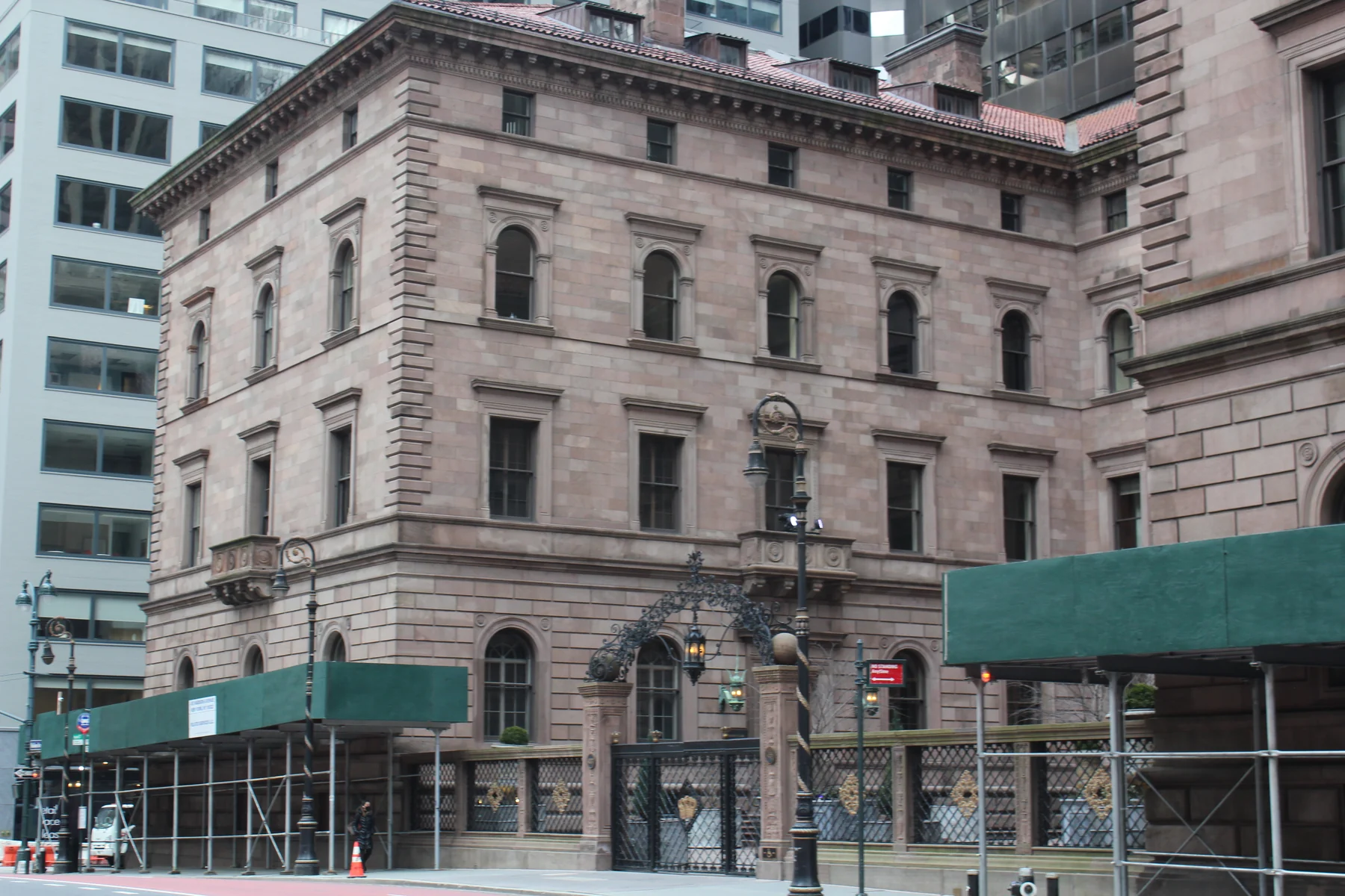Villard Houses at the base of New York Palace Hotel in March 2021, the property relevant to Lotte's later land agreement